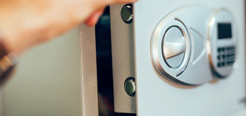 Fingerprint Safe Openers in Fort Irwin, CA