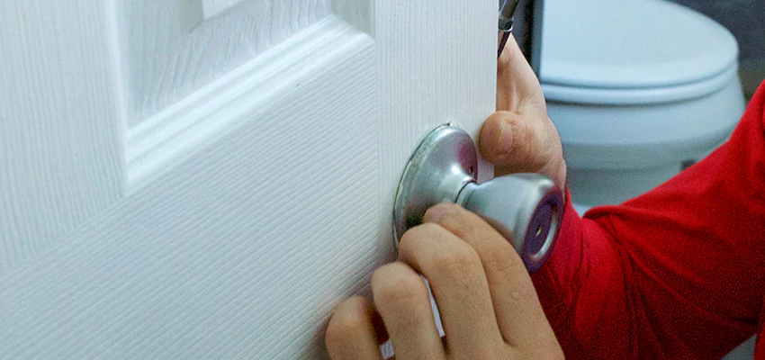 Vintage Door Knob Replacement in Fort Irwin, CA